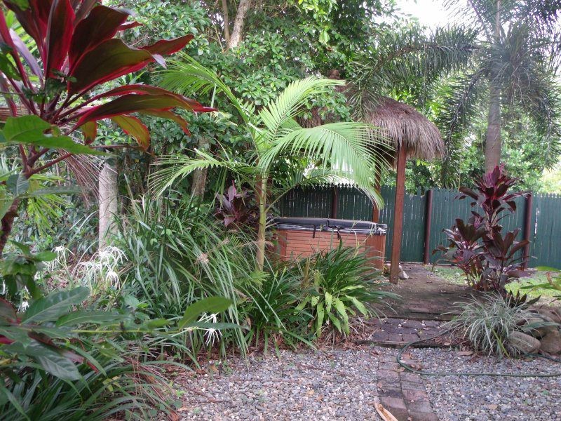 3 Donkin Lane, Mission Beach QLD 4852