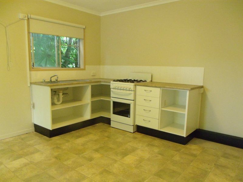 3 Donkin Lane, Mission Beach QLD 4852