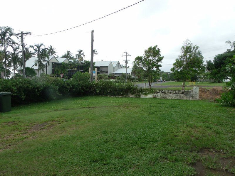 3 Donkin Lane, Mission Beach QLD 4852