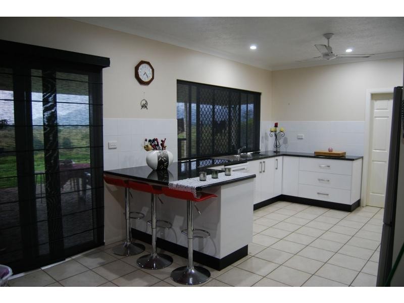 800 Old Tully Road, Djarawong QLD 4854