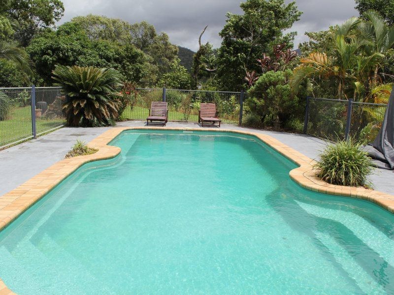 299 Bulgun Road, Bulgun QLD 4854