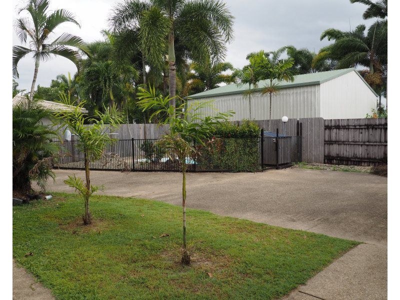 3/4 Hilliar Street, Wongaling Beach QLD 4852