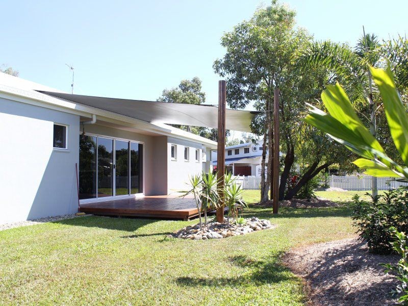 10 Mariner Drive, South Mission Beach QLD 4852
