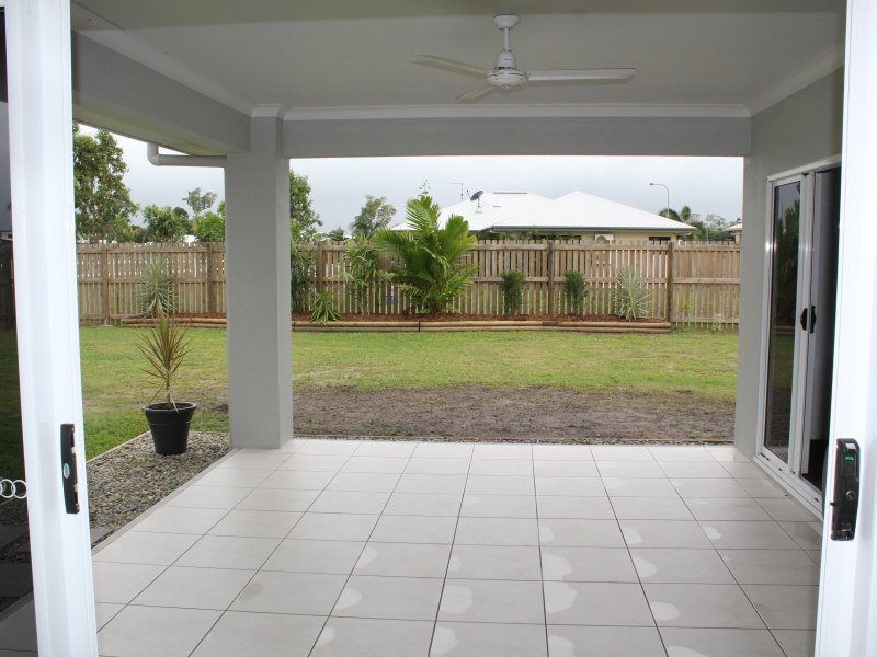 10 Mariner Drive, South Mission Beach QLD 4852