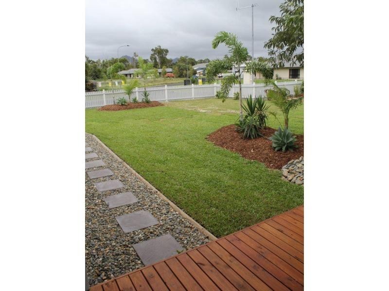 10 Mariner Drive, South Mission Beach QLD 4852