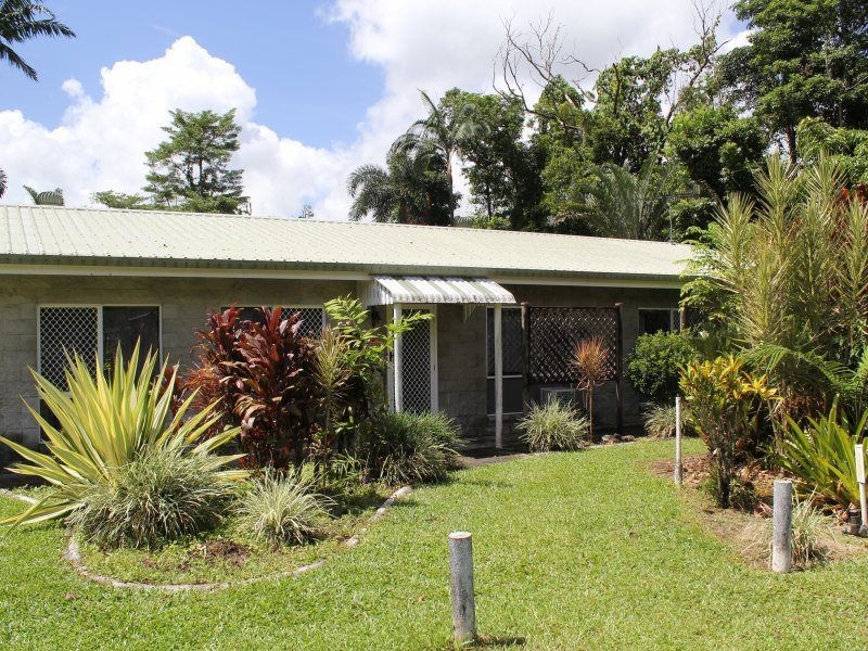 48 Bamber Street, Tully QLD 4854