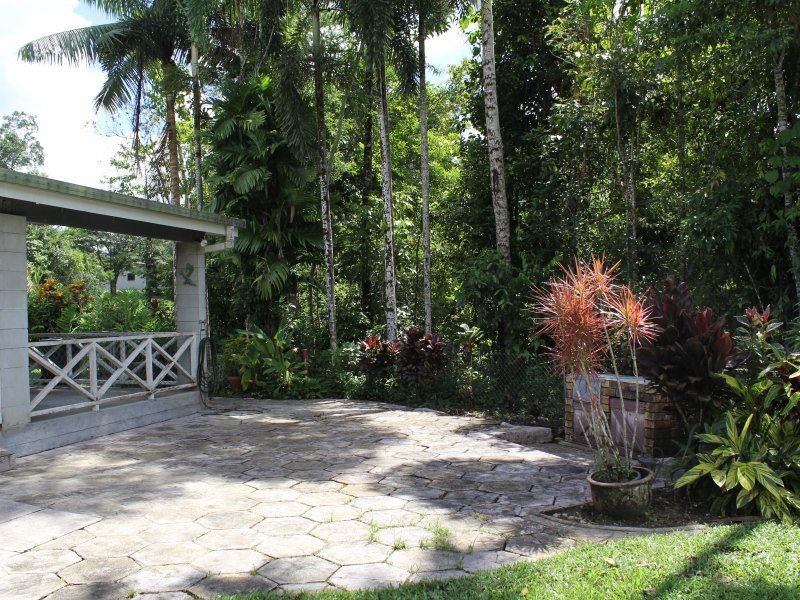 48 Bamber Street, Tully QLD 4854