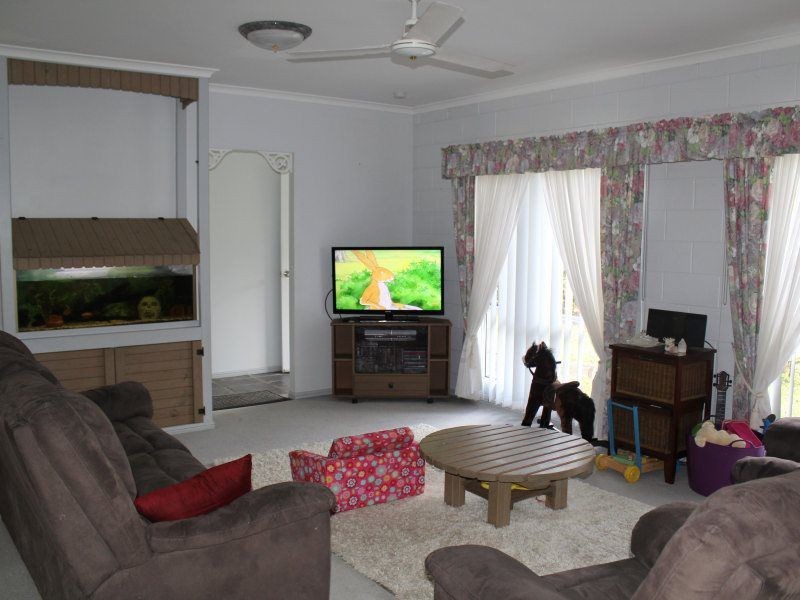 48 Bamber Street, Tully QLD 4854
