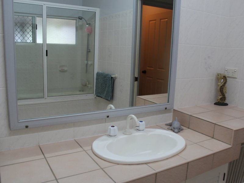 48 Bamber Street, Tully QLD 4854