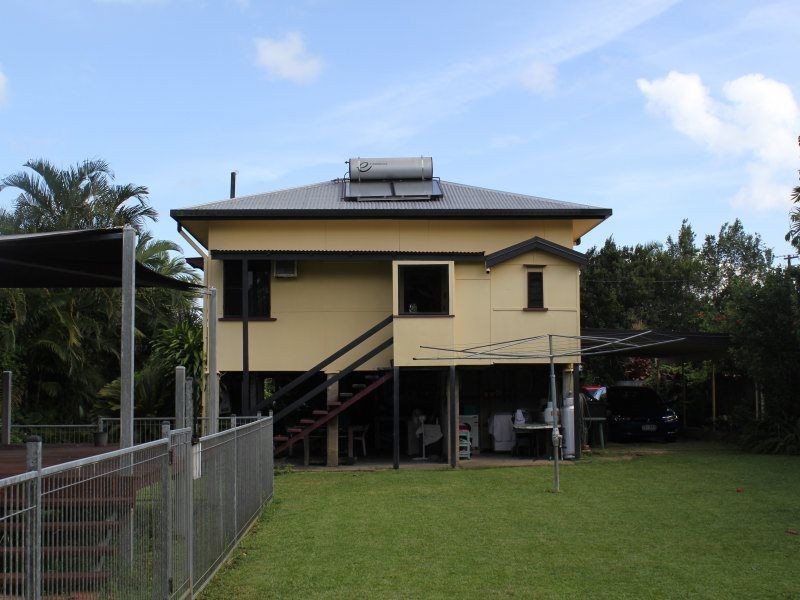 10 Webb Street, Tully QLD 4854
