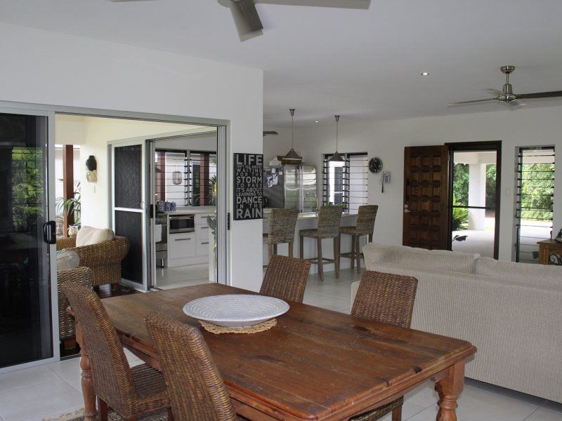 11a Kurrajong Close, Wongaling Beach QLD 4852