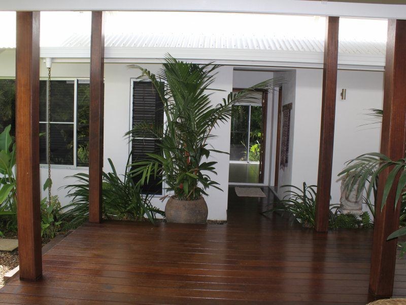 11a Kurrajong Close, Wongaling Beach QLD 4852