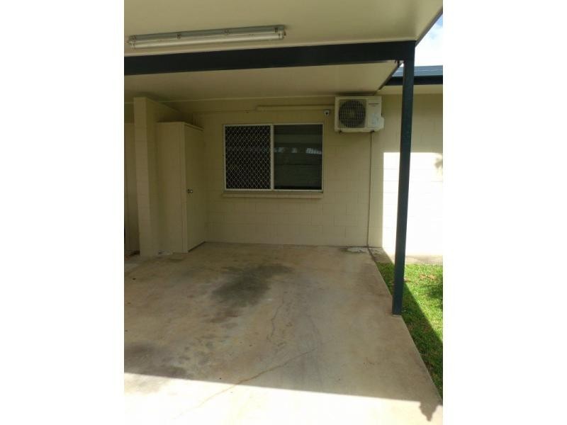 2/16 Wongaling Beach Road, Wongaling Beach QLD 4852