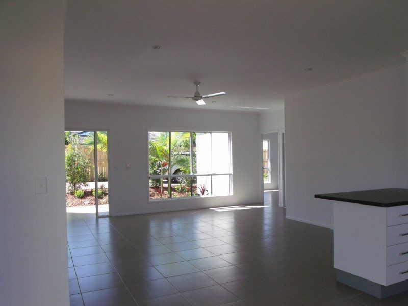 1/20 Seaview Street, Mission Beach QLD 4852