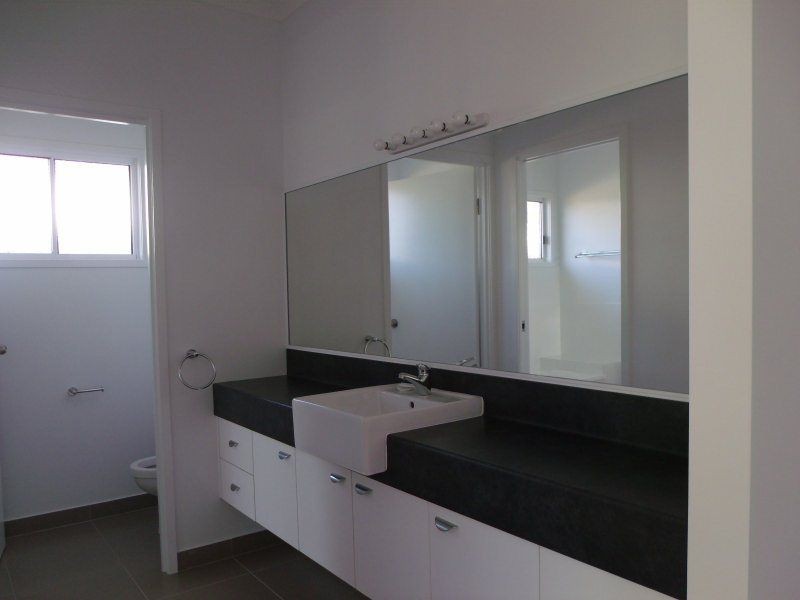 1/20 Seaview Street, Mission Beach QLD 4852