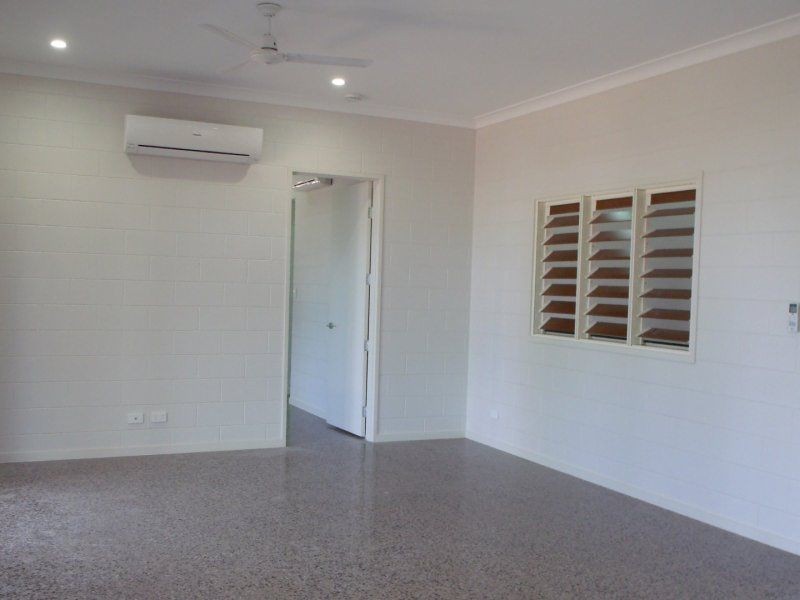 64 Kennedy Esplanade, South Mission Beach QLD 4852