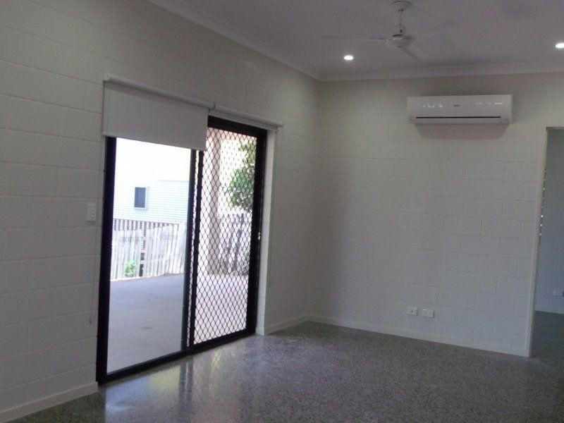 64 Kennedy Esplanade, South Mission Beach QLD 4852