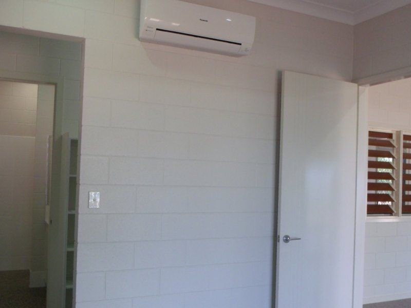 64 Kennedy Esplanade, South Mission Beach QLD 4852