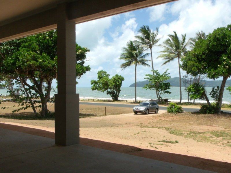 64 Kennedy Esplanade, South Mission Beach QLD 4852