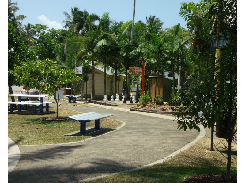 3 Sandpiper Close, Mission Beach QLD 4852