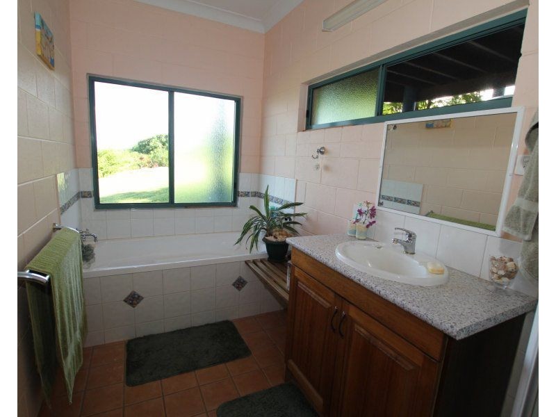 19 Hillview Court, Carmoo QLD 4852