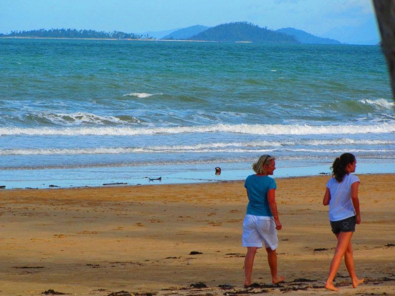 2/20 Seaview Street, Mission Beach QLD 4852