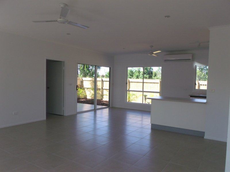 2/20 Seaview Street, Mission Beach QLD 4852