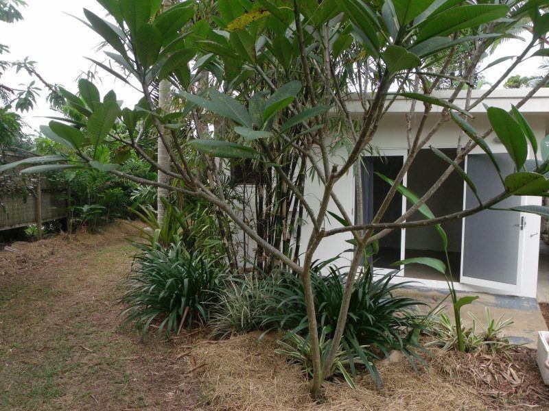 33 Pacific Parade, Mission Beach QLD 4852