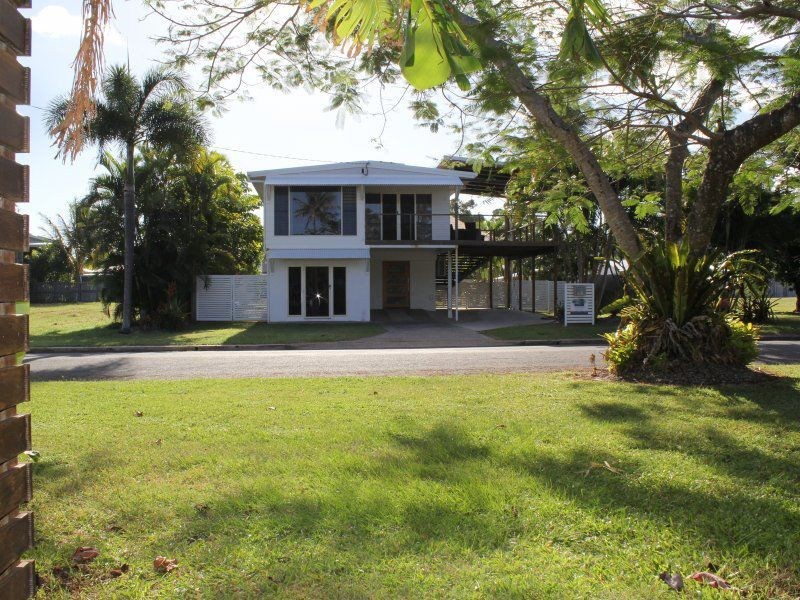 7 Pacific Parade, Mission Beach QLD 4852