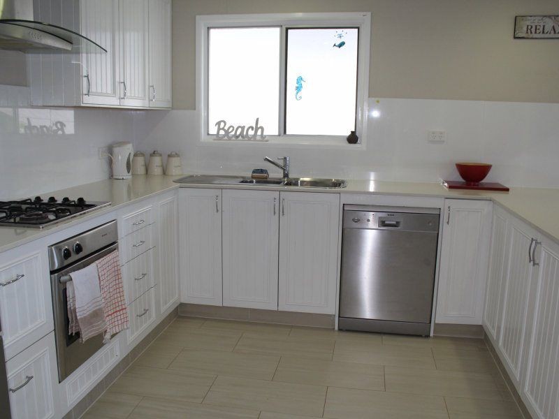 7 Pacific Parade, Mission Beach QLD 4852