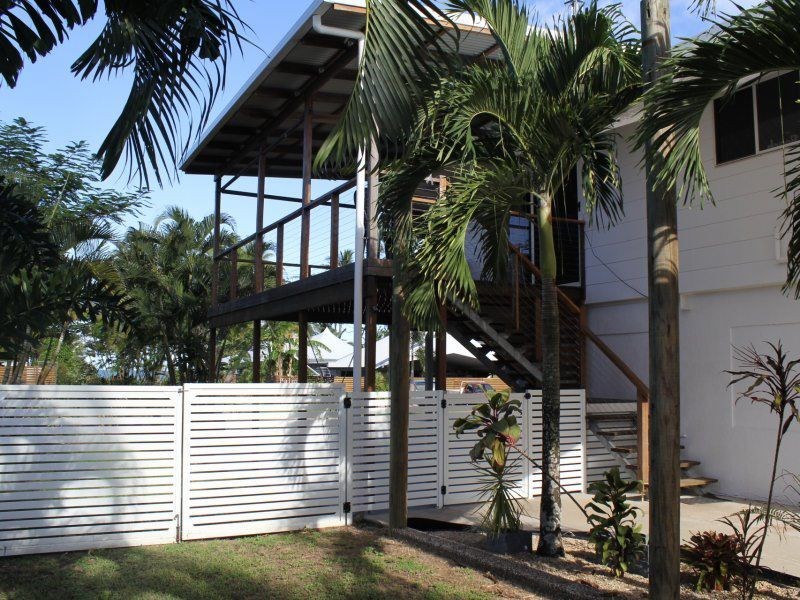 7 Pacific Parade, Mission Beach QLD 4852