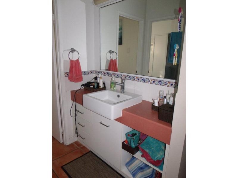 42 Holland Street, Wongaling Beach QLD 4852