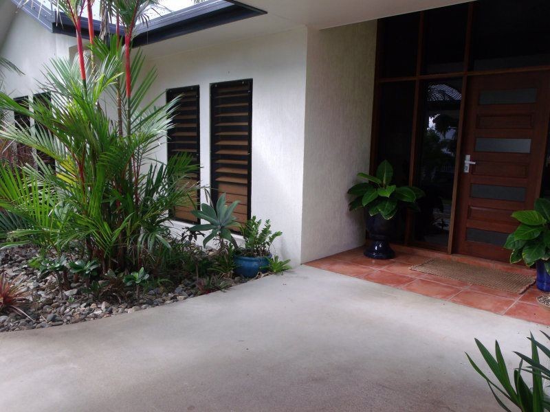 42 Holland Street, Wongaling Beach QLD 4852