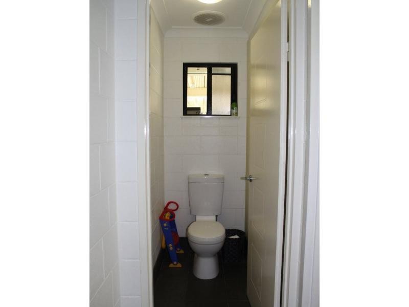5 Pease Street, Tully QLD 4854