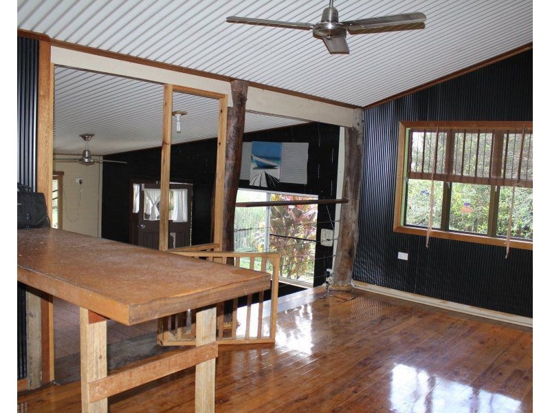 13 Royston Street, El Arish QLD 4855