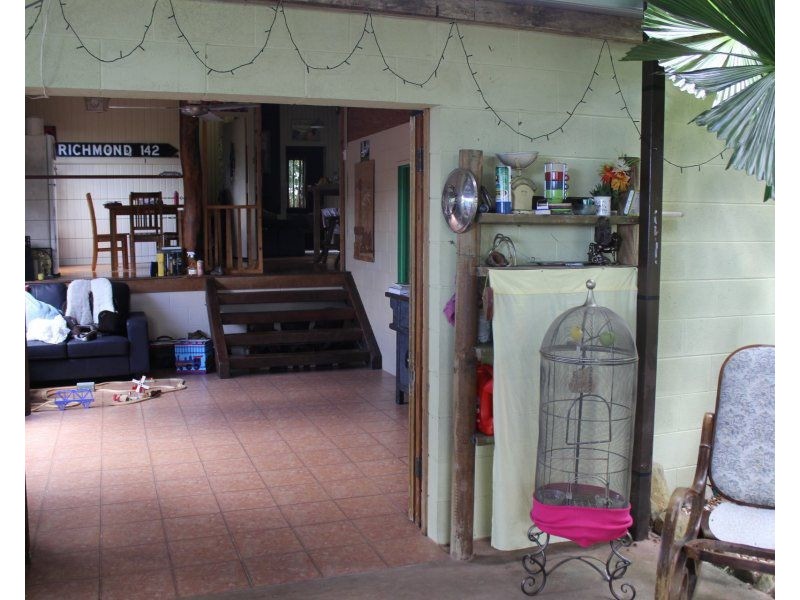 13 Royston Street, El Arish QLD 4855