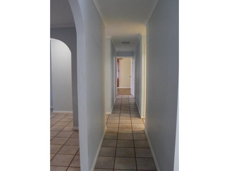 17 Holland Street, Wongaling Beach QLD 4852