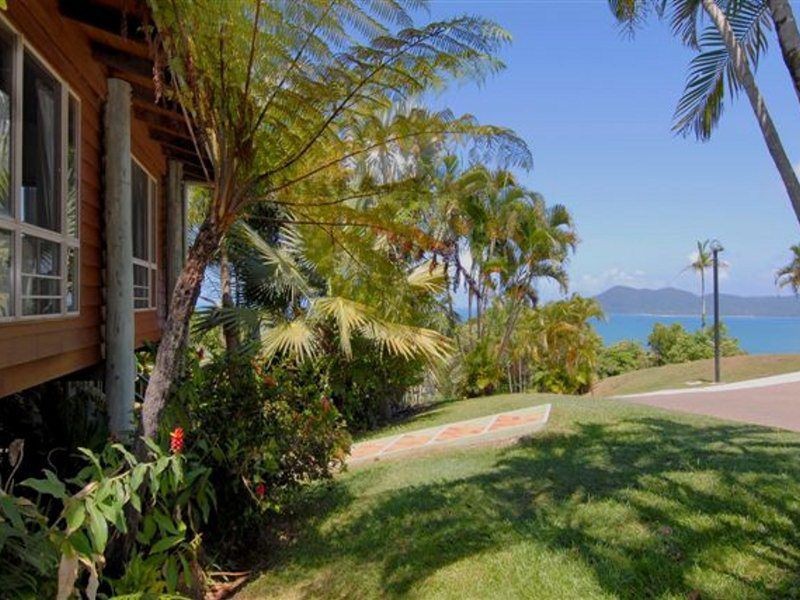 South Mission Beach QLD 4852