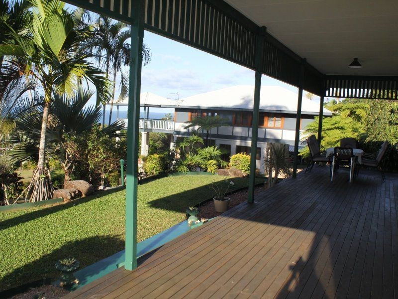 50 Cutten Street, Bingil Bay QLD 4852