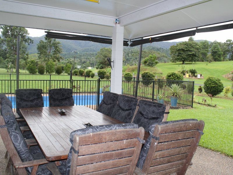 2 Corbett Close, Bulgun QLD 4854