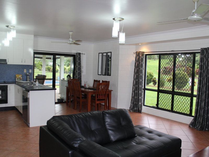 2 Corbett Close, Bulgun QLD 4854