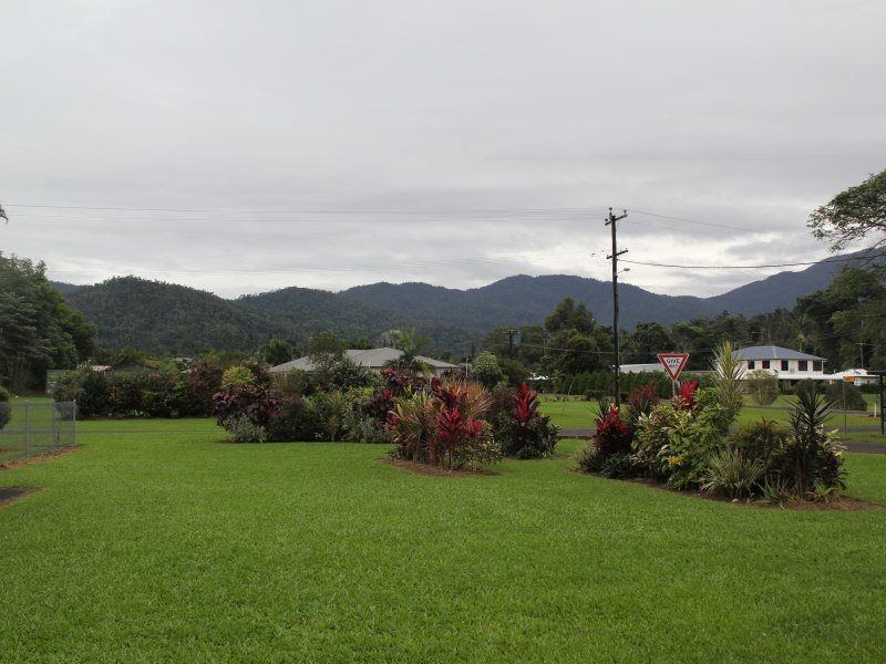 2 Corbett Close, Bulgun QLD 4854