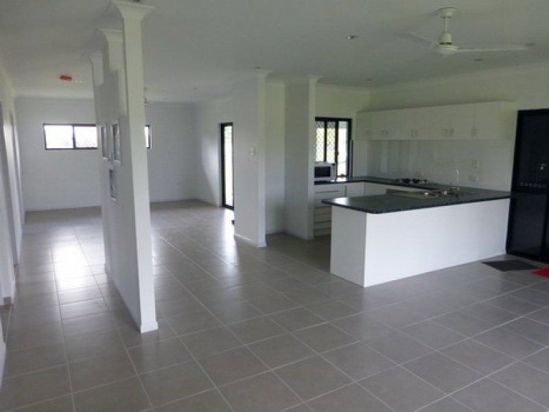 9 Glasgow Street, El Arish QLD 4855