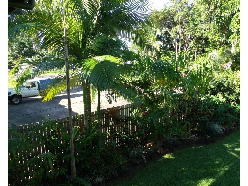 4 Commodore Street, South Mission Beach QLD 4852