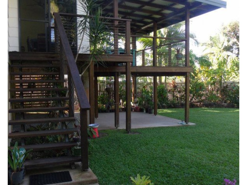 4 Commodore Street, South Mission Beach QLD 4852