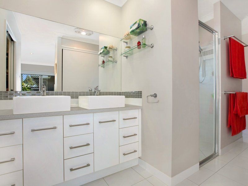 13 Shore Street, Wongaling Beach QLD 4852