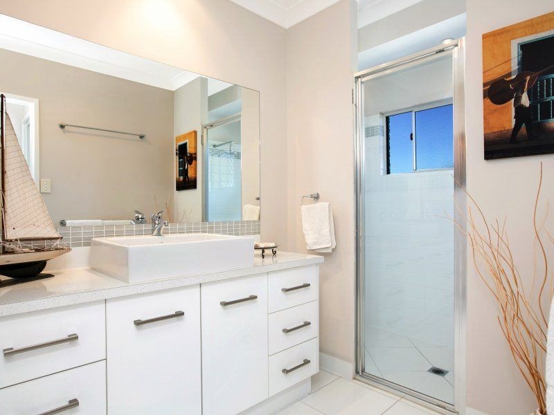 13 Shore Street, Wongaling Beach QLD 4852