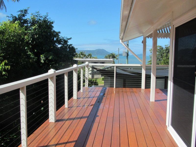 32 Mitchell Street, South Mission Beach QLD 4852