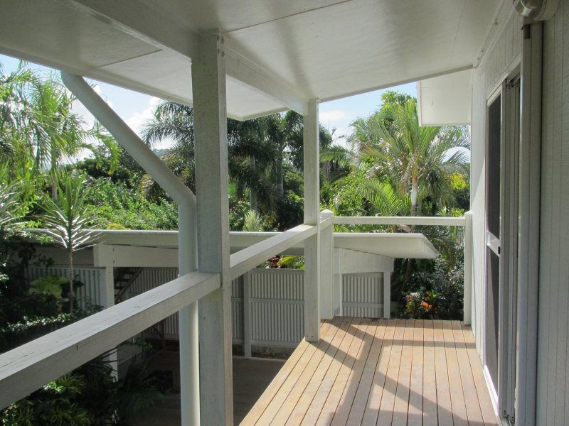 32 Mitchell Street, South Mission Beach QLD 4852