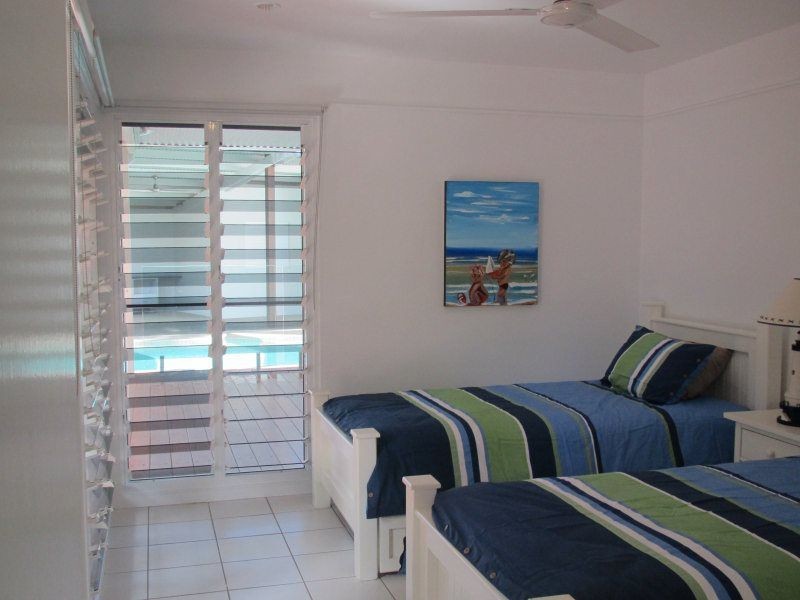 32 Mitchell Street, South Mission Beach QLD 4852